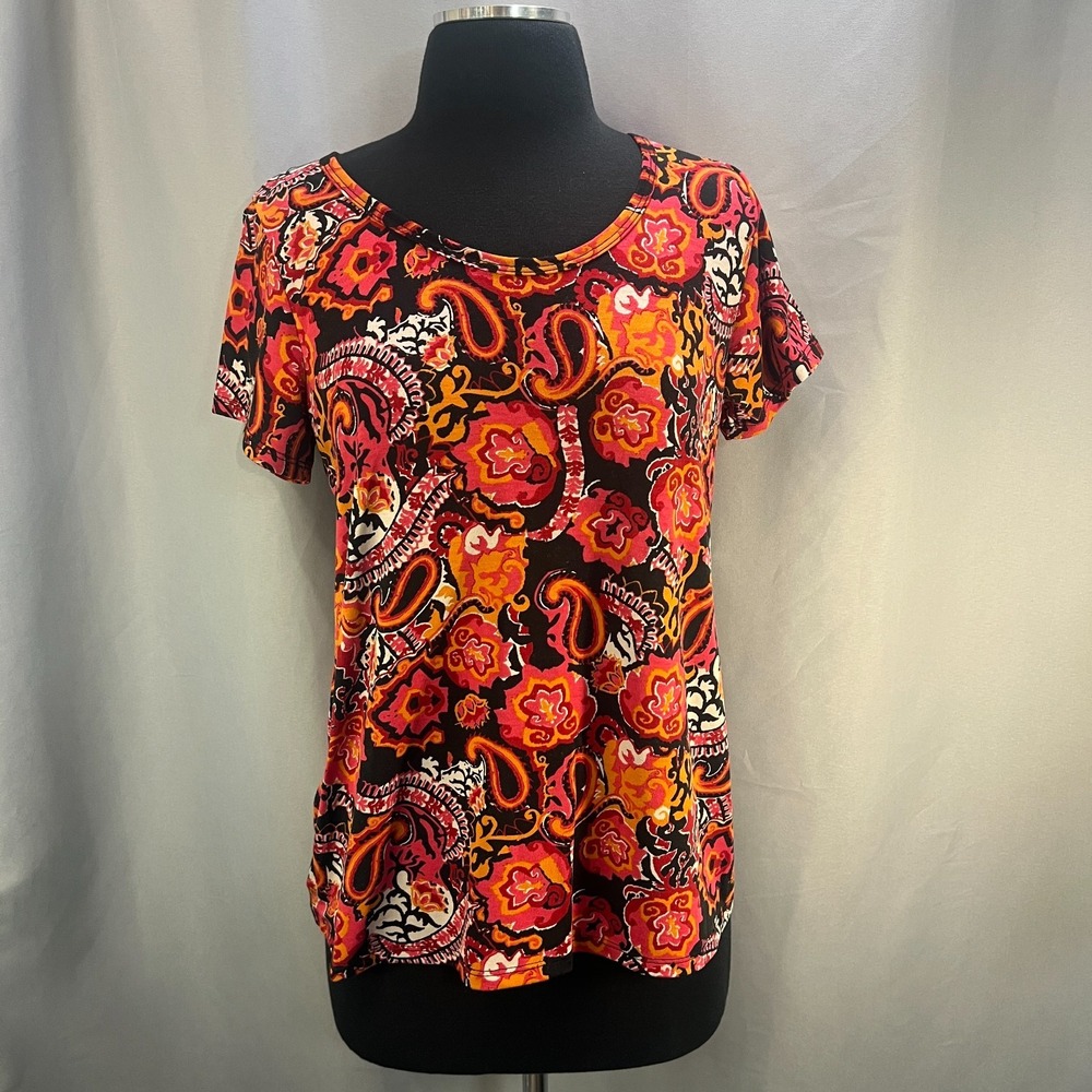 Lularoe Classic T Shirt Womens XS Multicolor Stretch Paisley Print High Low Hem